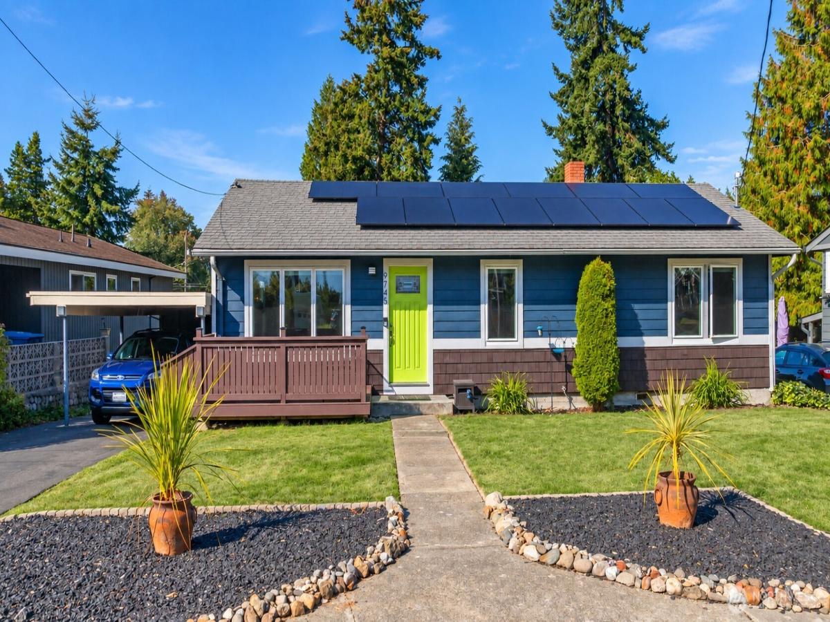 MLS #NWM2588548 image #0