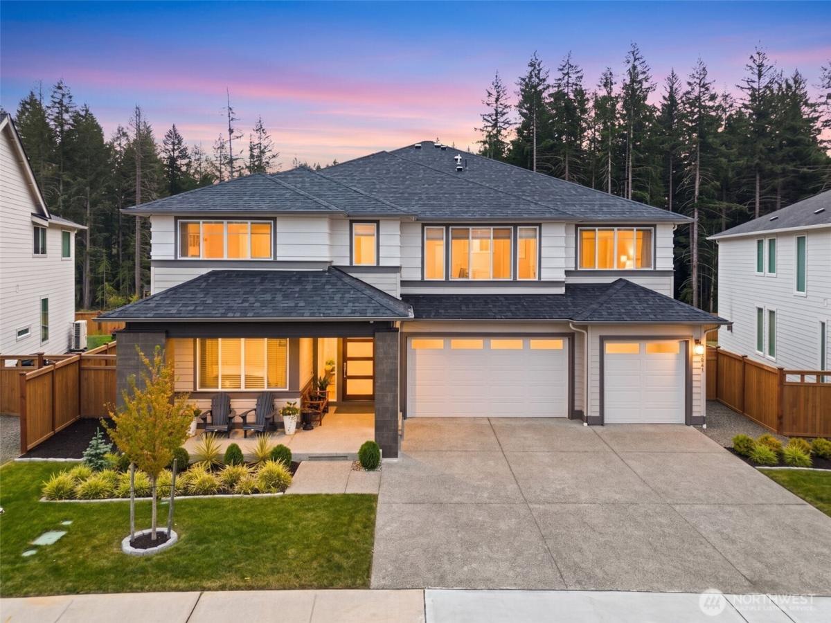 MLS #NWM2588613 image #0
