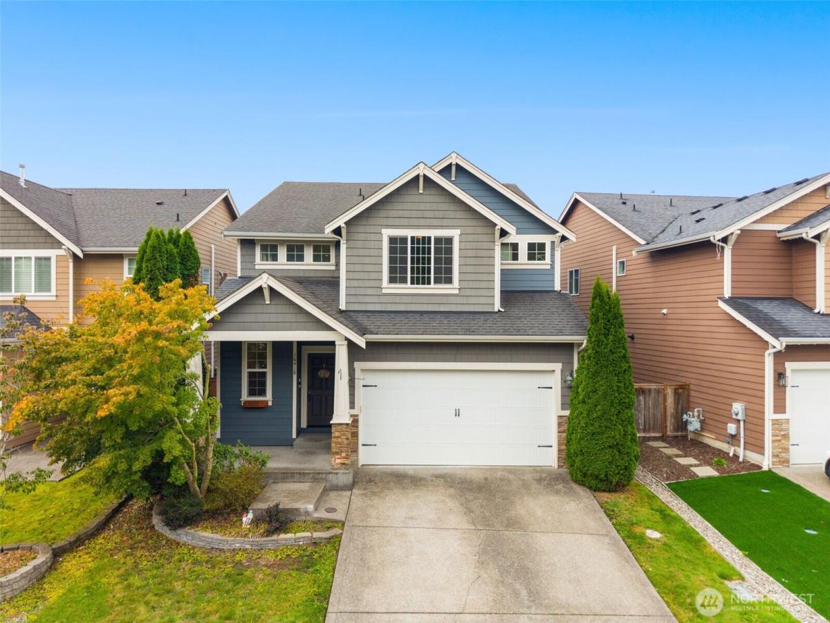 MLS #NWM2588657 image #0