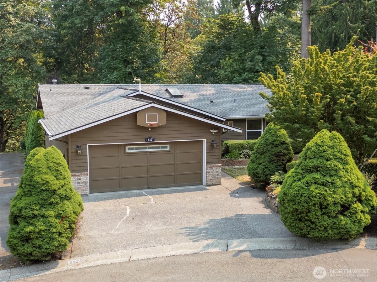 MLS #NWM2588781 image #0