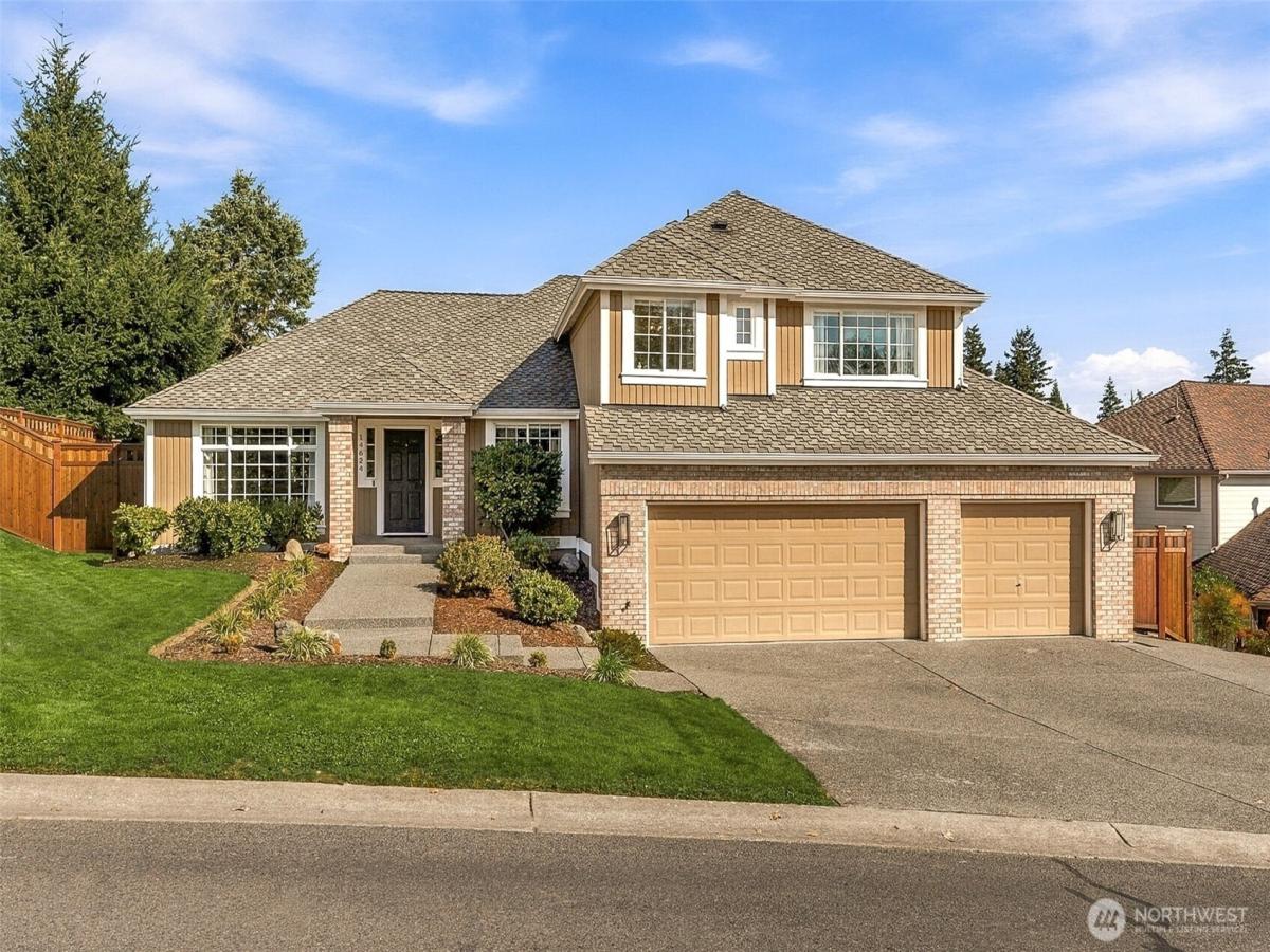 MLS #NWM2588847 image #0