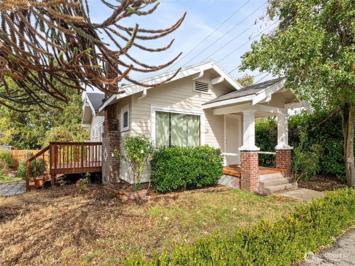 MLS #NWM2588849 image #0