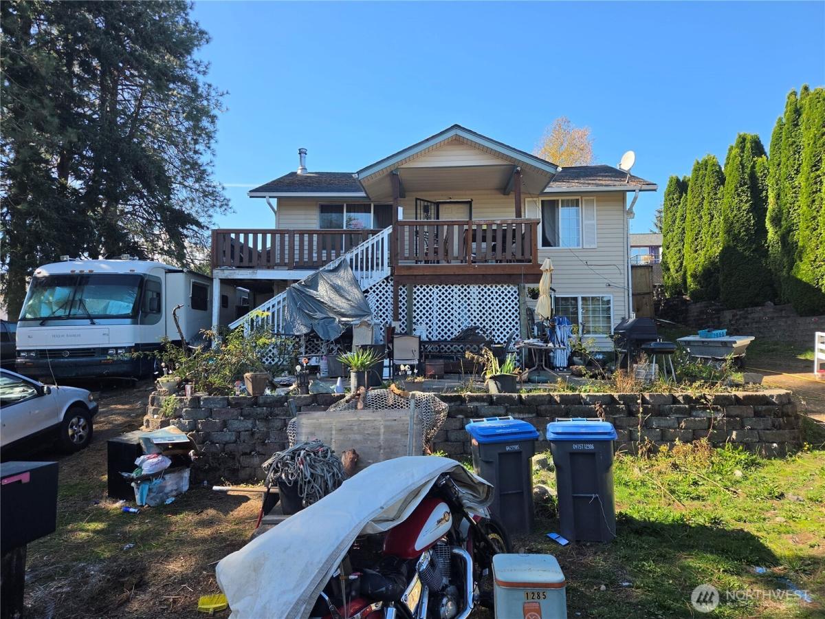 MLS #NWM2588961 image #0