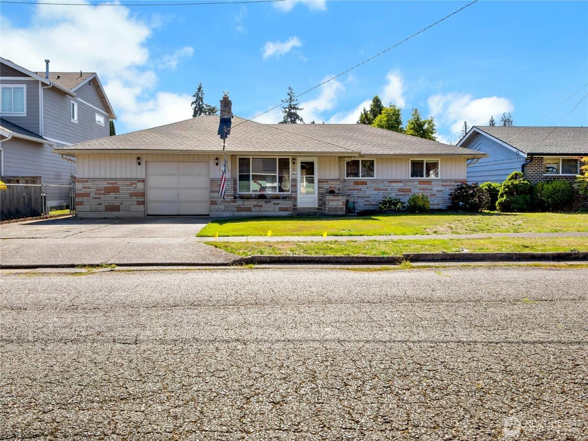MLS #NWM2589675 image #0