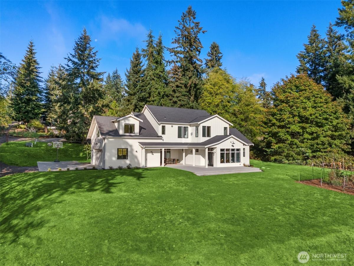 MLS #NWM2589989 image #0