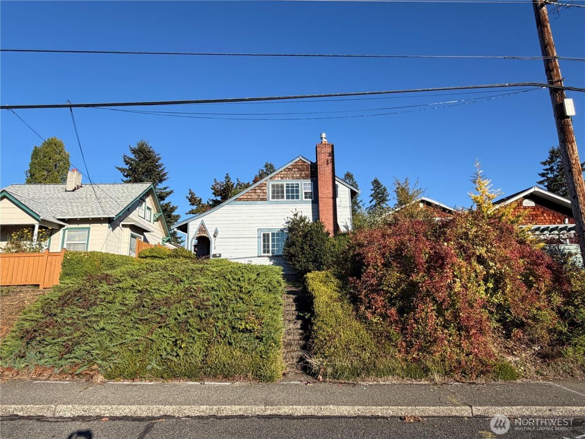 MLS #NWM2591013 image #0