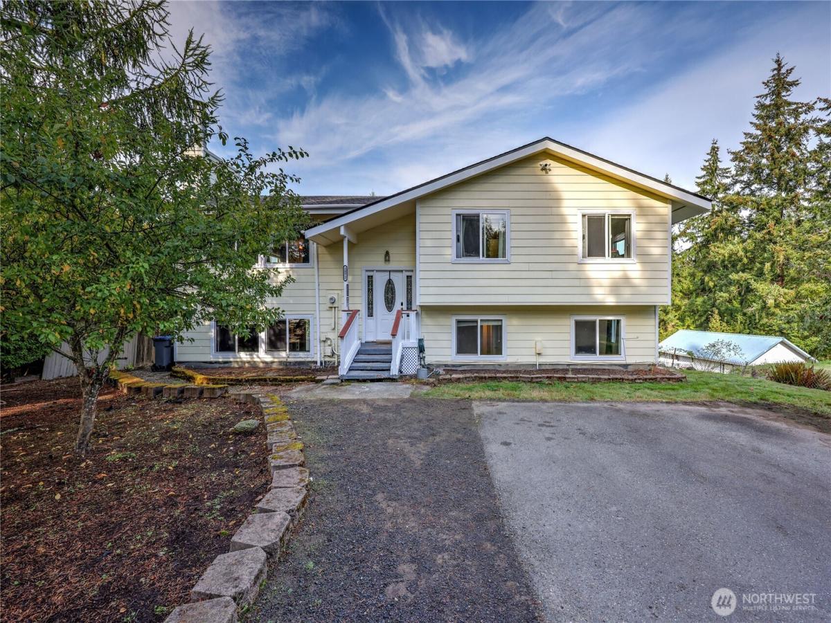 MLS #NWM2591290 image #0