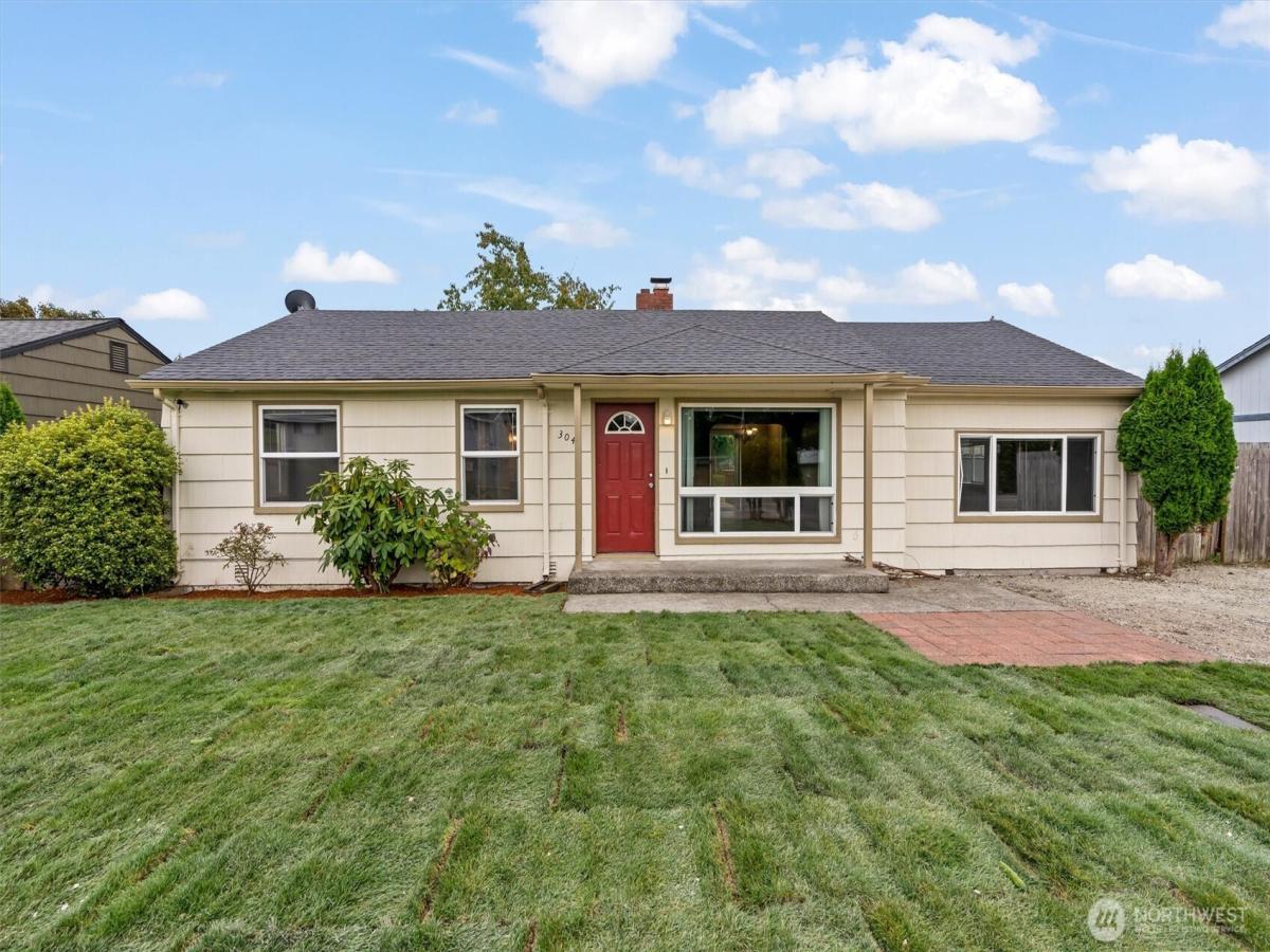 MLS #NWM2591335 image #0
