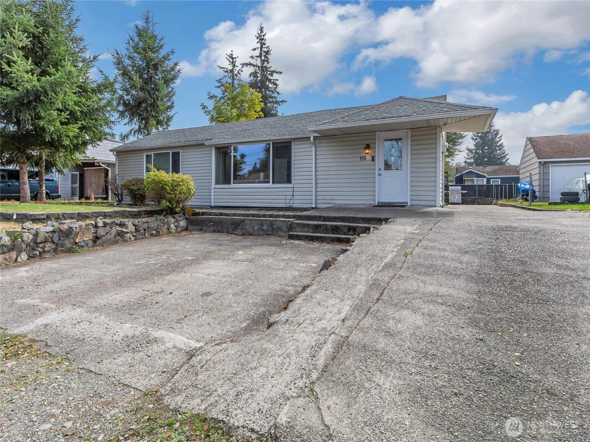 MLS #NWM2591373 image #0