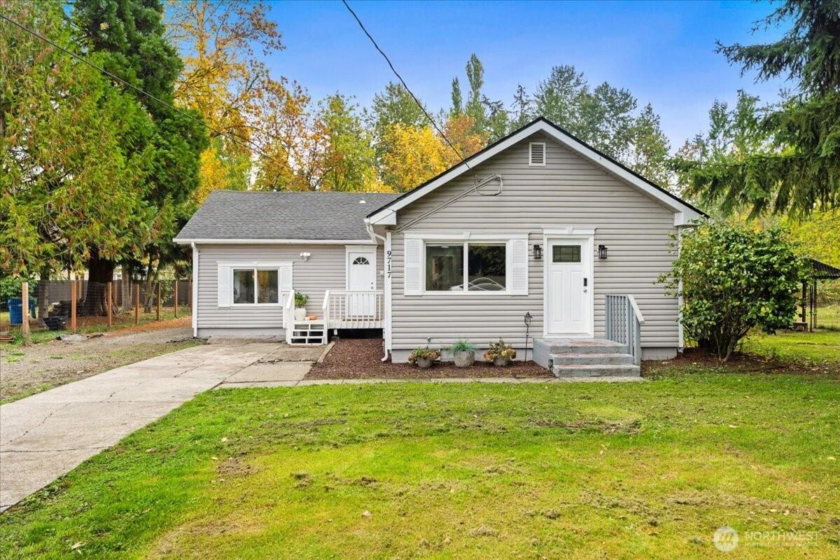 MLS #NWM2591555 image #0