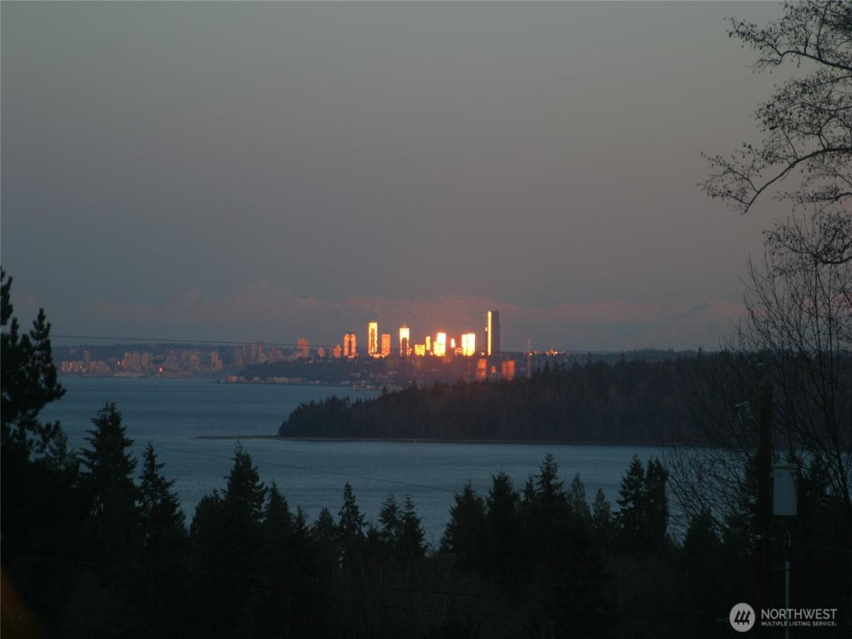 MLS #NWM2592655 image #0