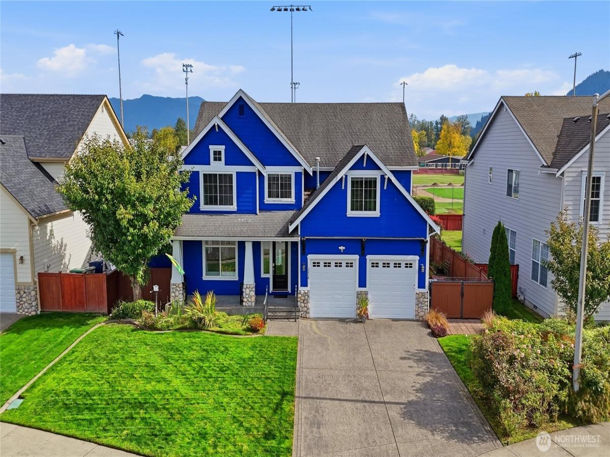 MLS #NWM2593742 image #0