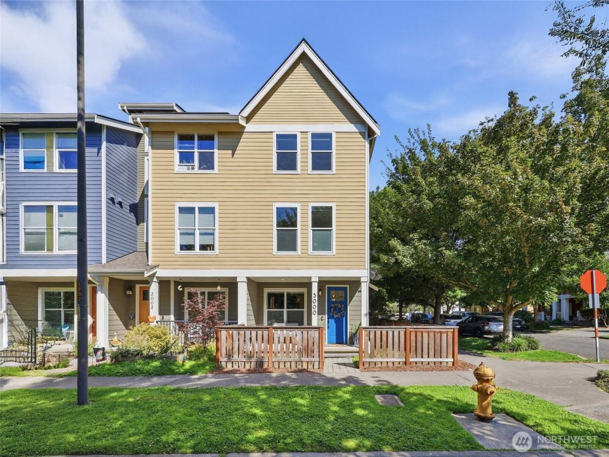 MLS #NWM2593835 image #0