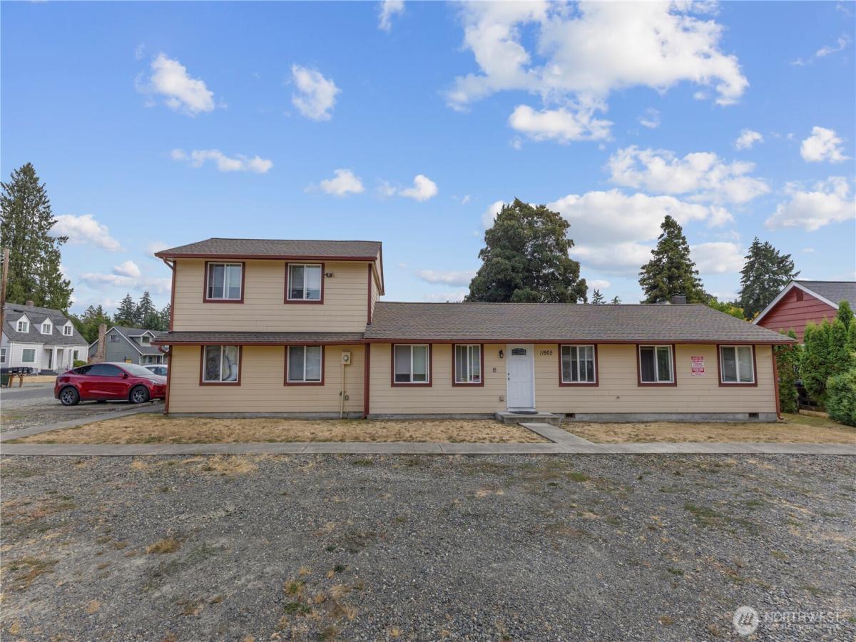 MLS #NWM2594664 image #0
