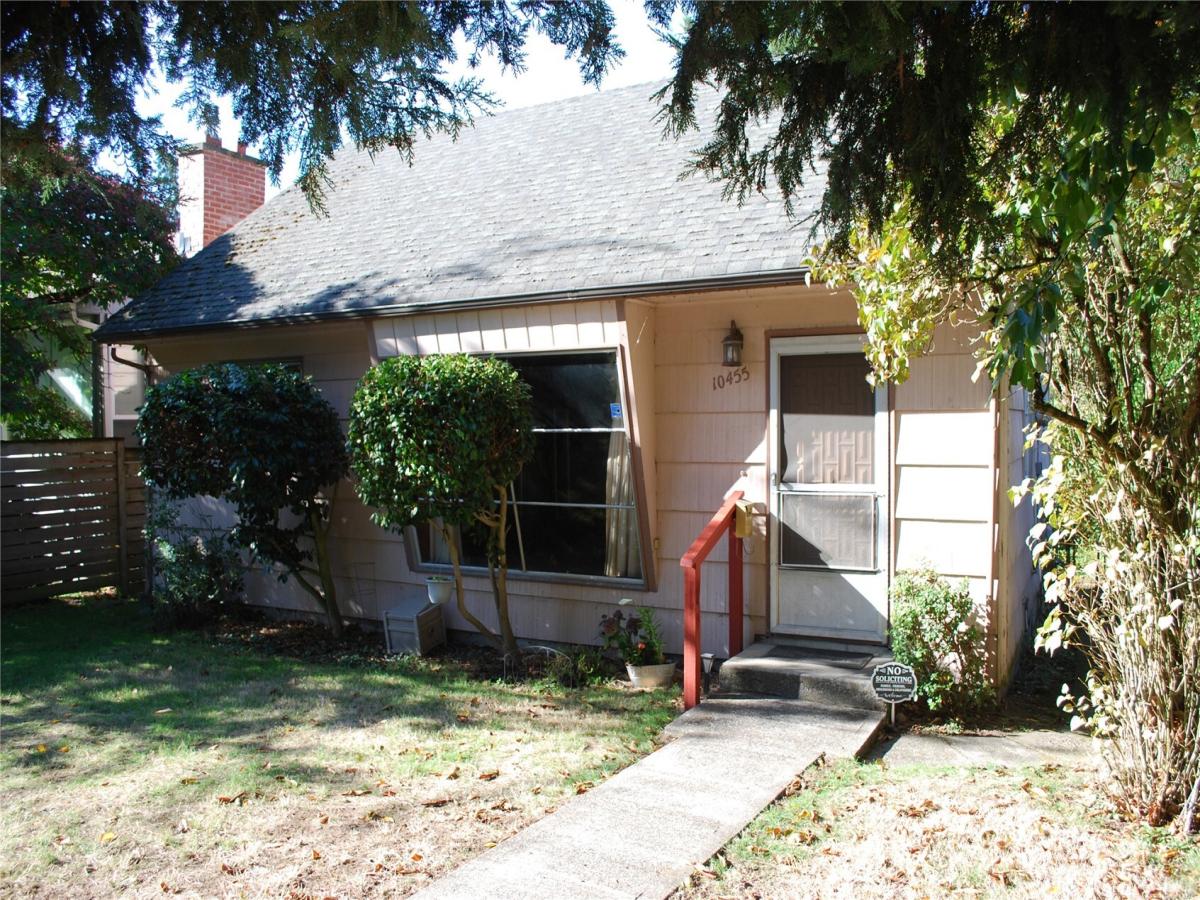MLS #NWM2595608 image #0