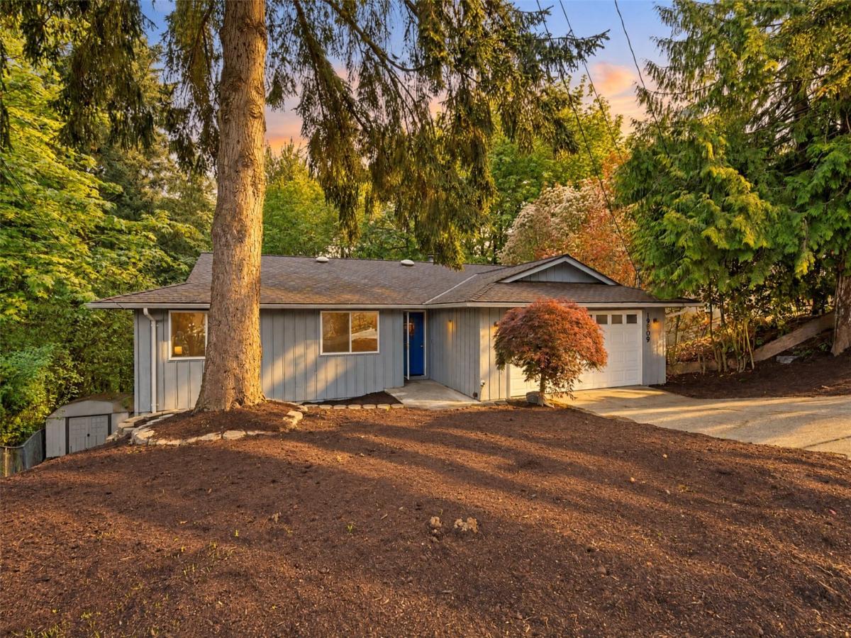 MLS #NWM2595664 image #0