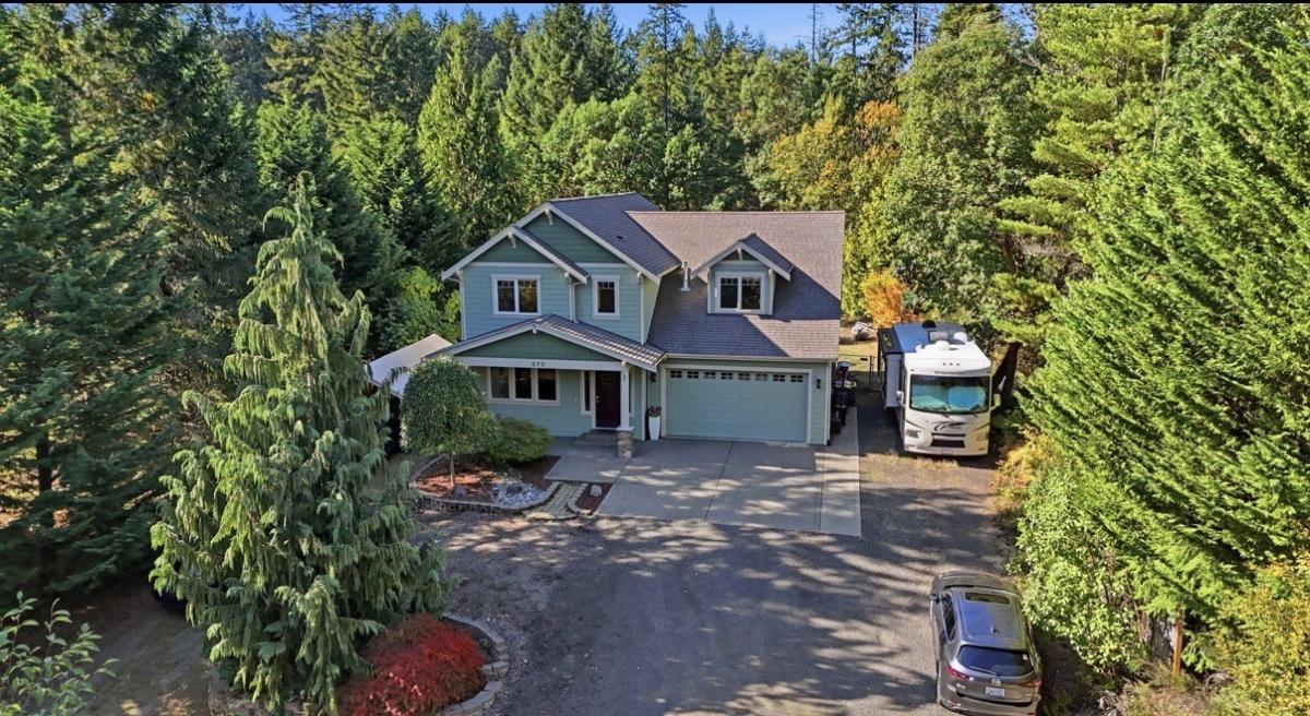 MLS #NWM2595856 image #0