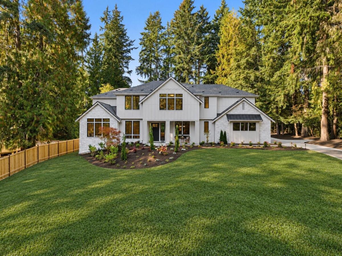 MLS #NWM2596660 image #0