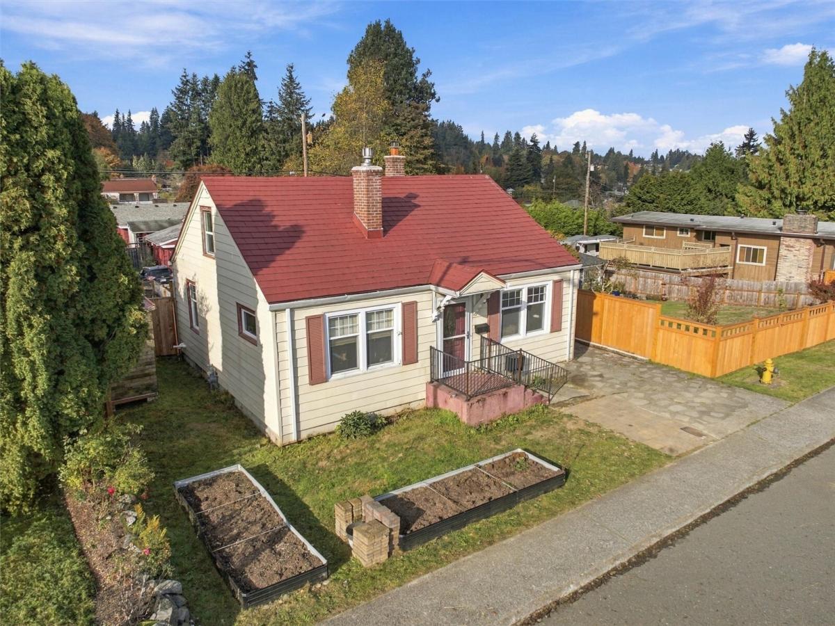 MLS #NWM2596760 image #0