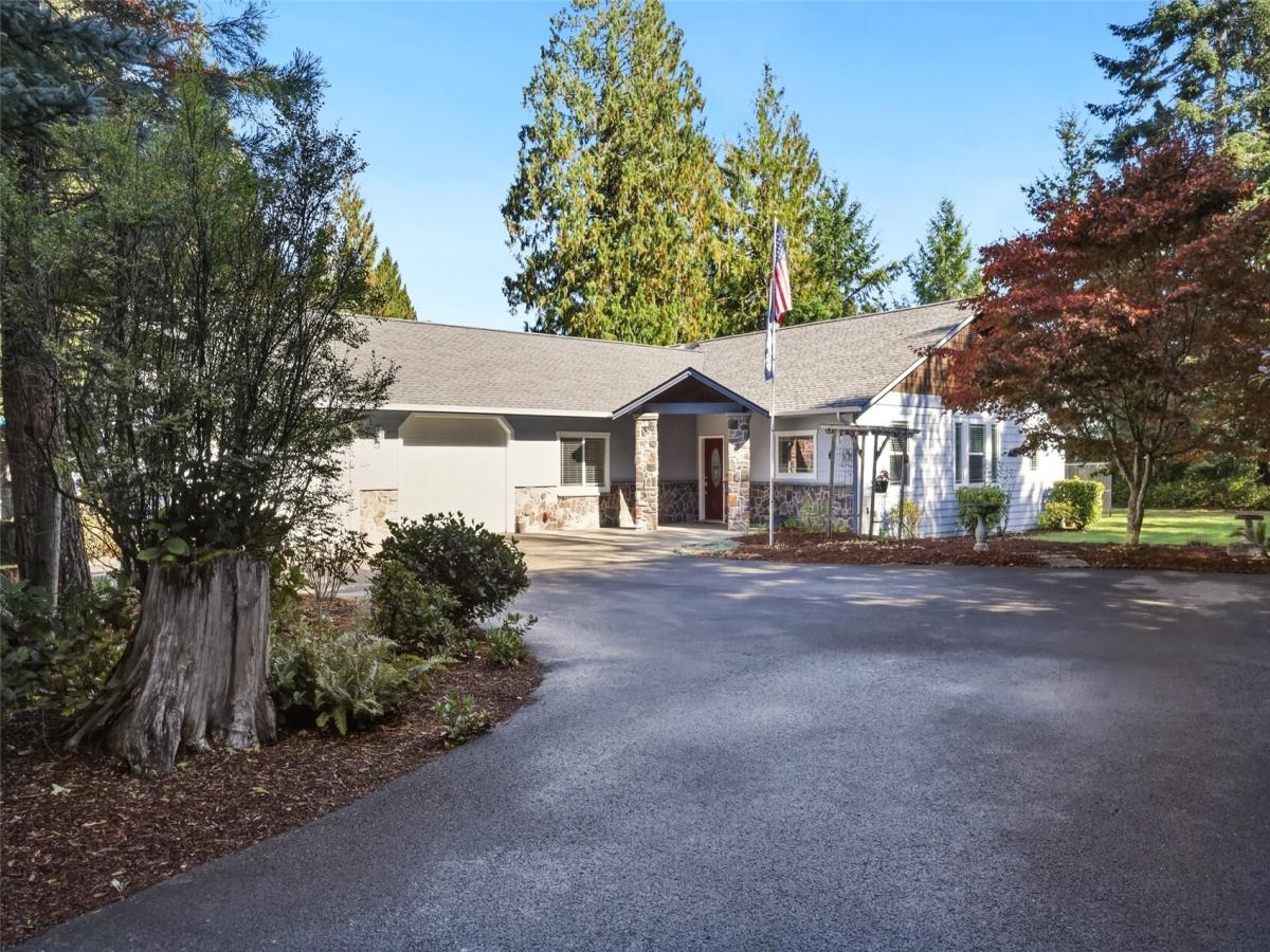 MLS #NWM2596907 image #0