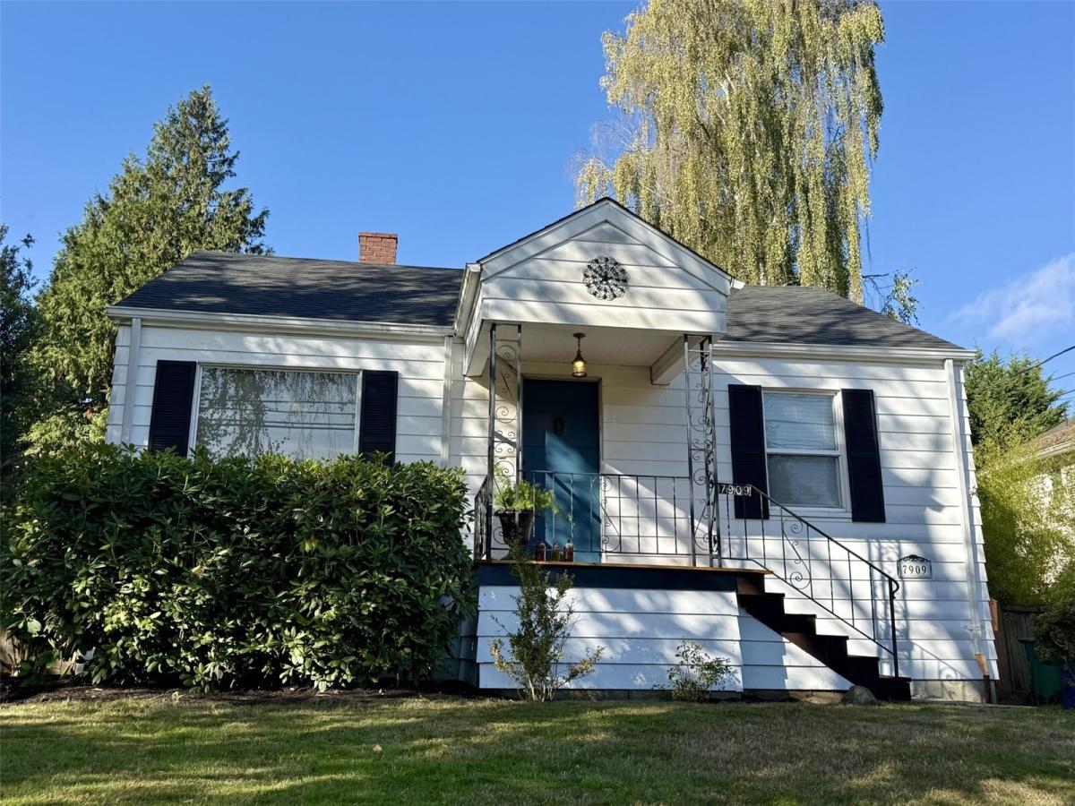 MLS #NWM2597188 image #0