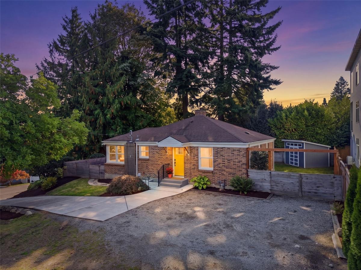 MLS #NWM2588728 image #0