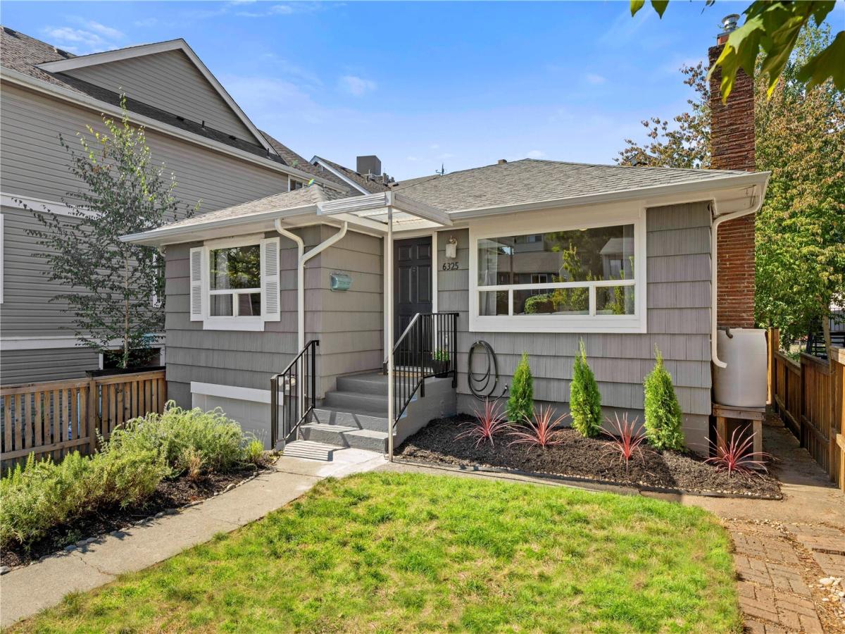 MLS #NWM2597562 image #0
