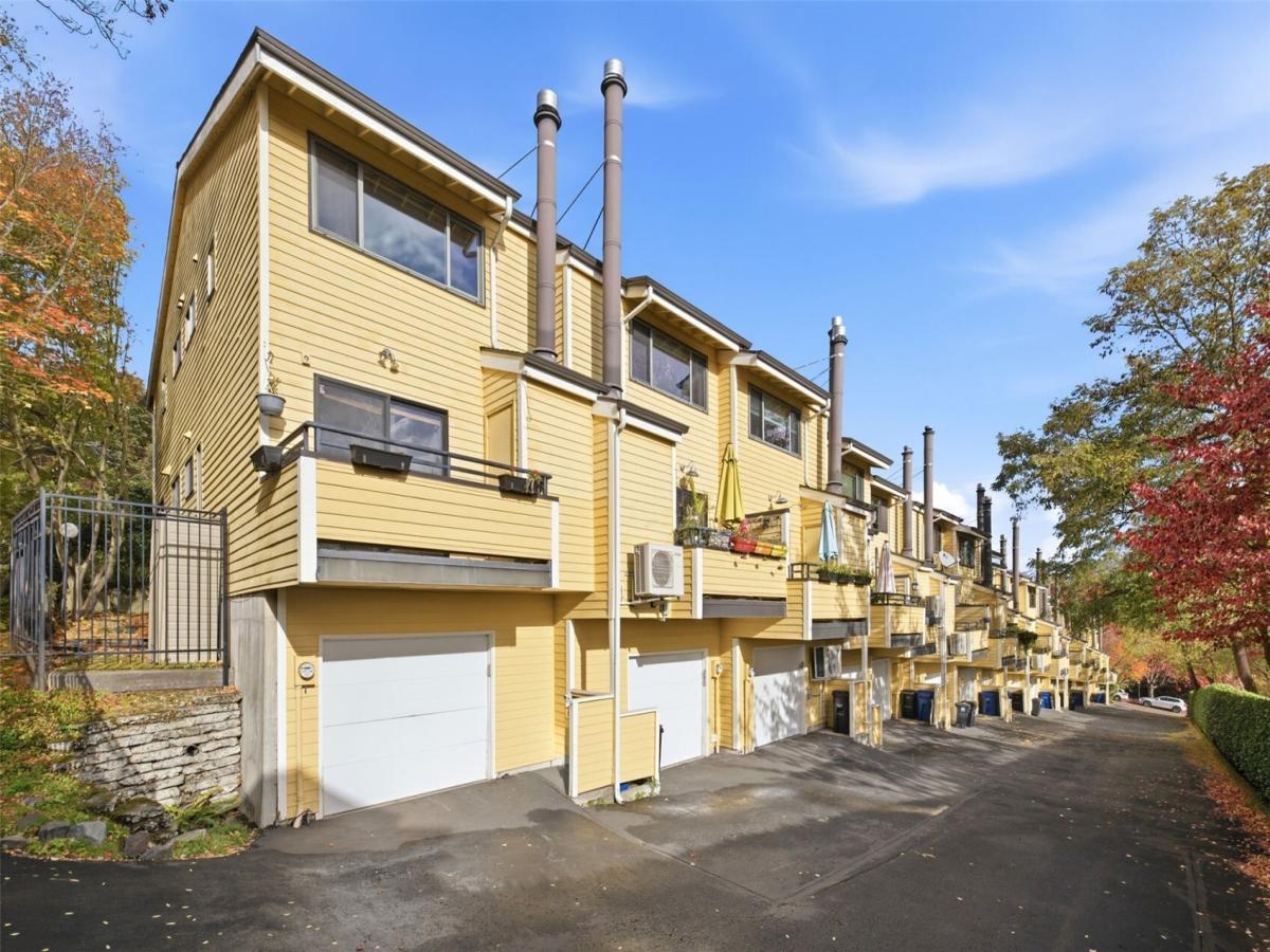 MLS #NWM2597874 image #0