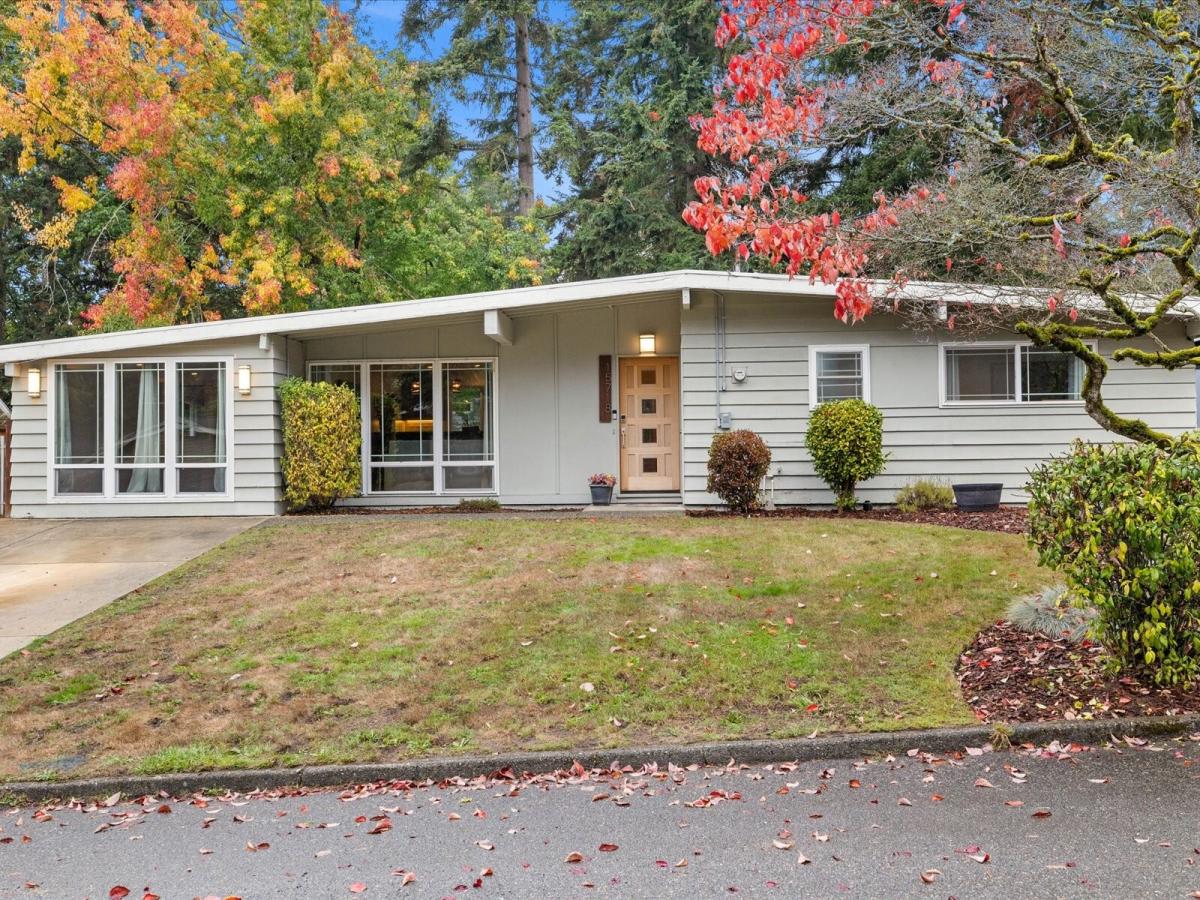MLS #NWM2598176 image #0