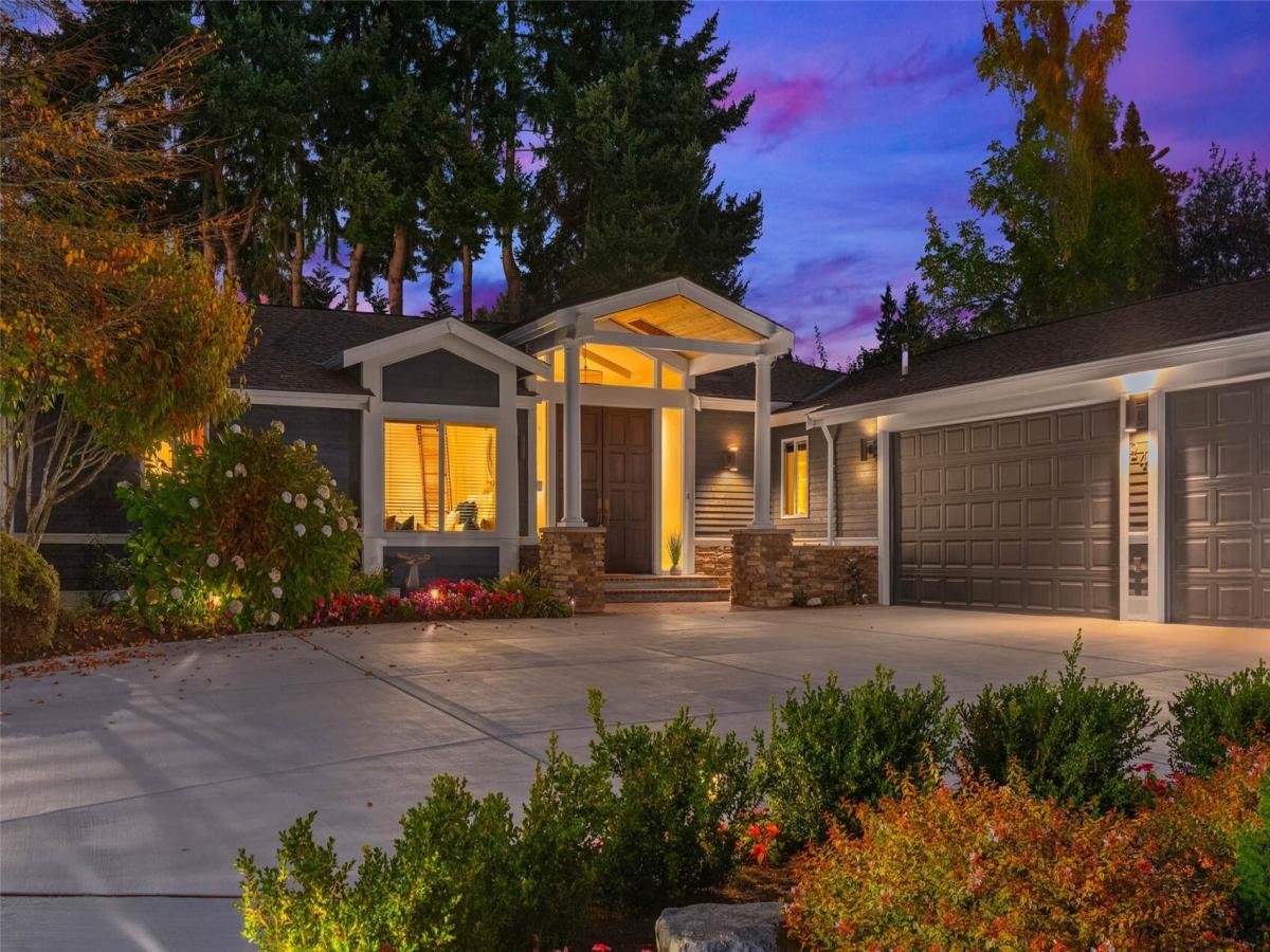 MLS #NWM2598285 image #0