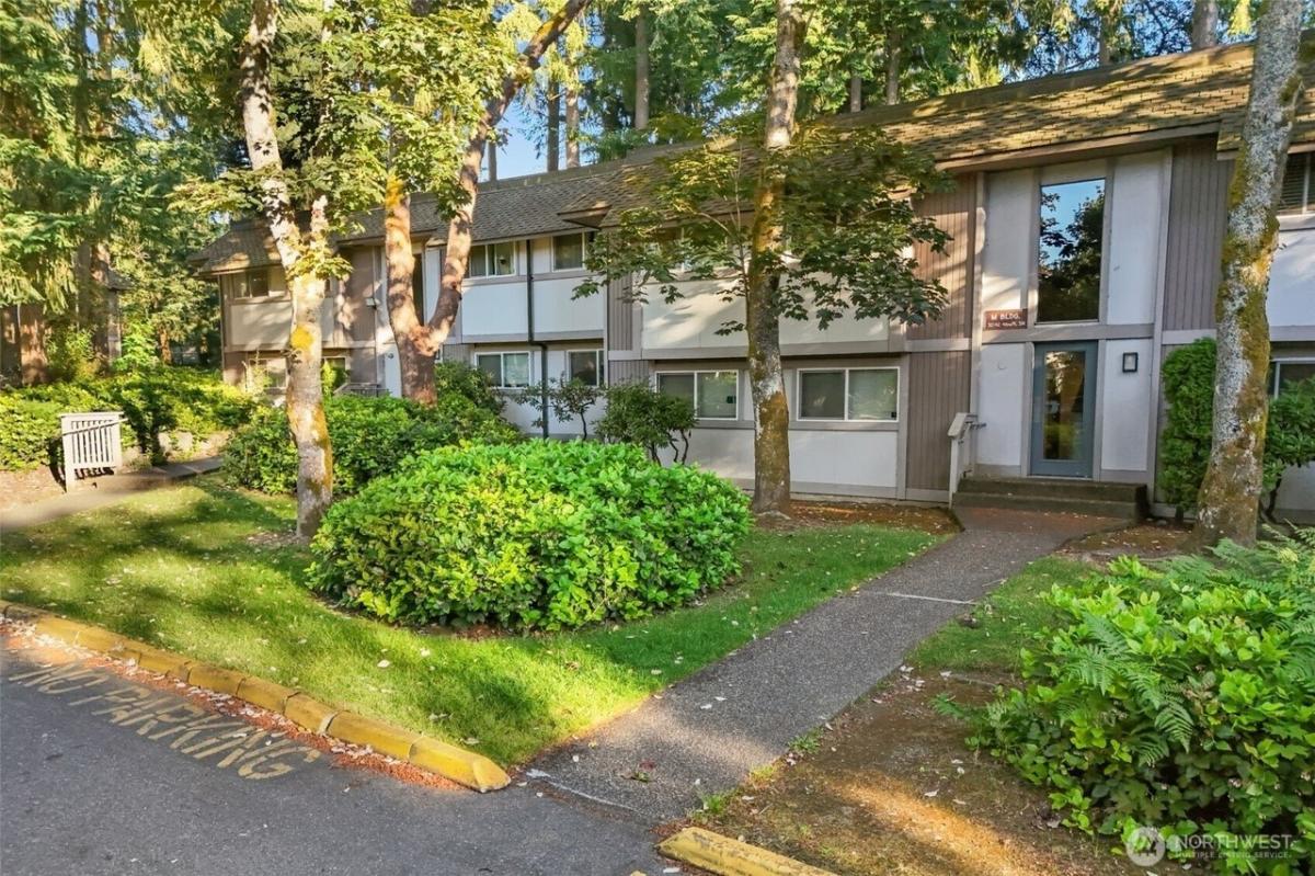 MLS #NWM2598530 image #0