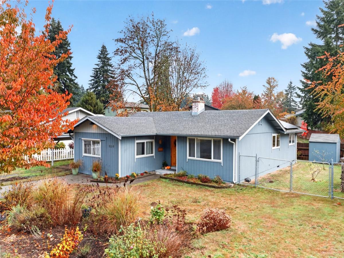 MLS #NWM2598938 image #0