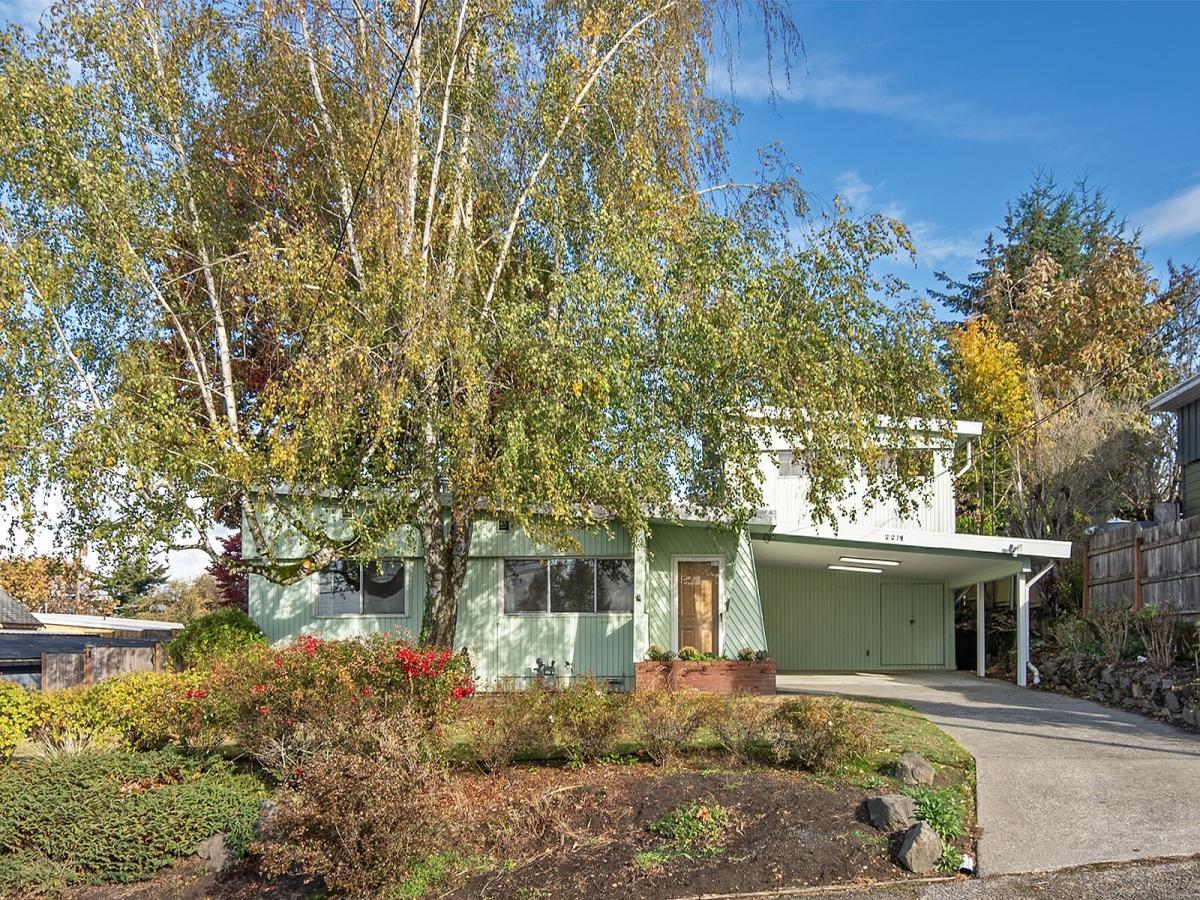 MLS #NWM2599493 image #0