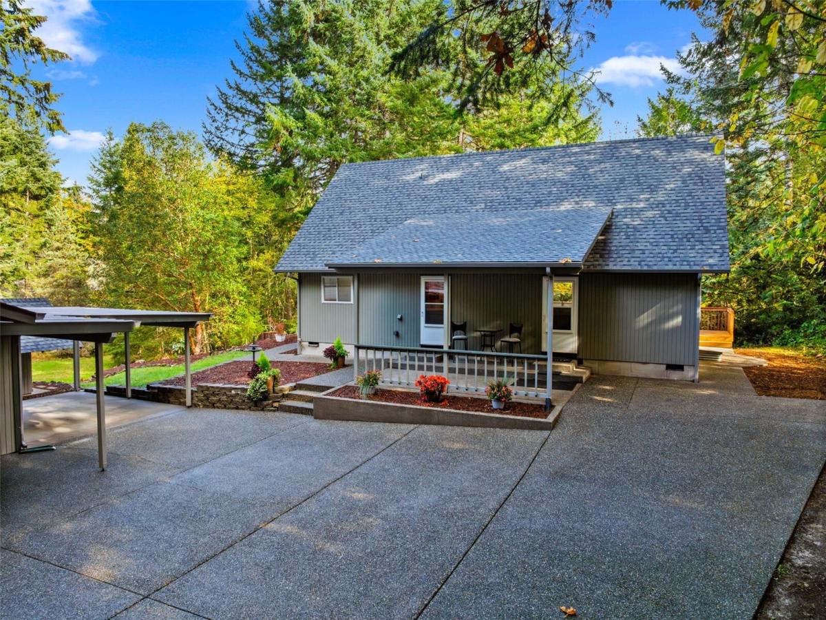 MLS #NWM2599768 image #0