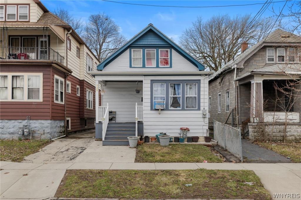 MLS #B1677948 image #0
