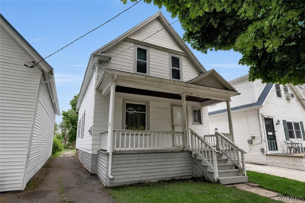 MLS #B1695981 image #0