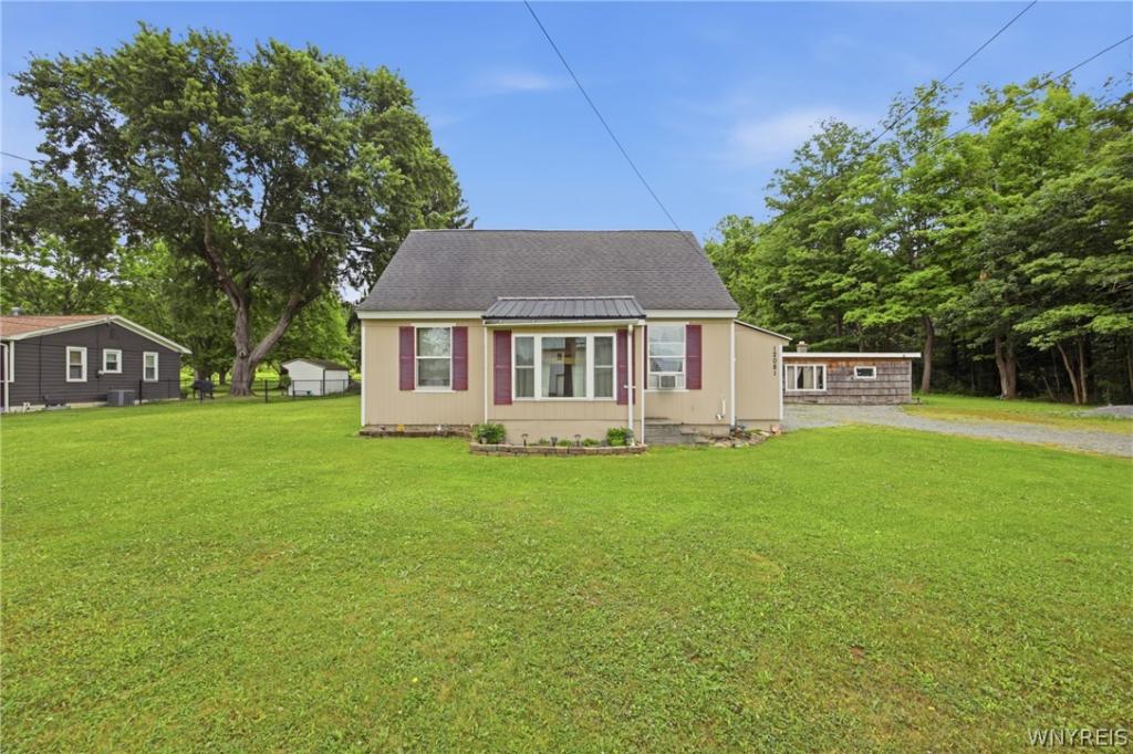 MLS #B1696693 image #0