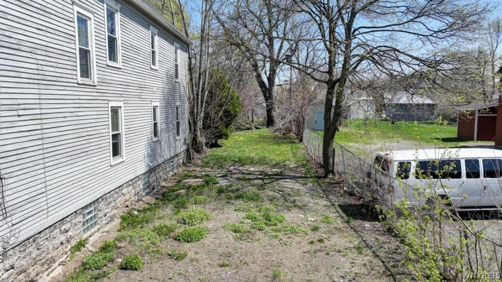 MLS #B1703782 image #0