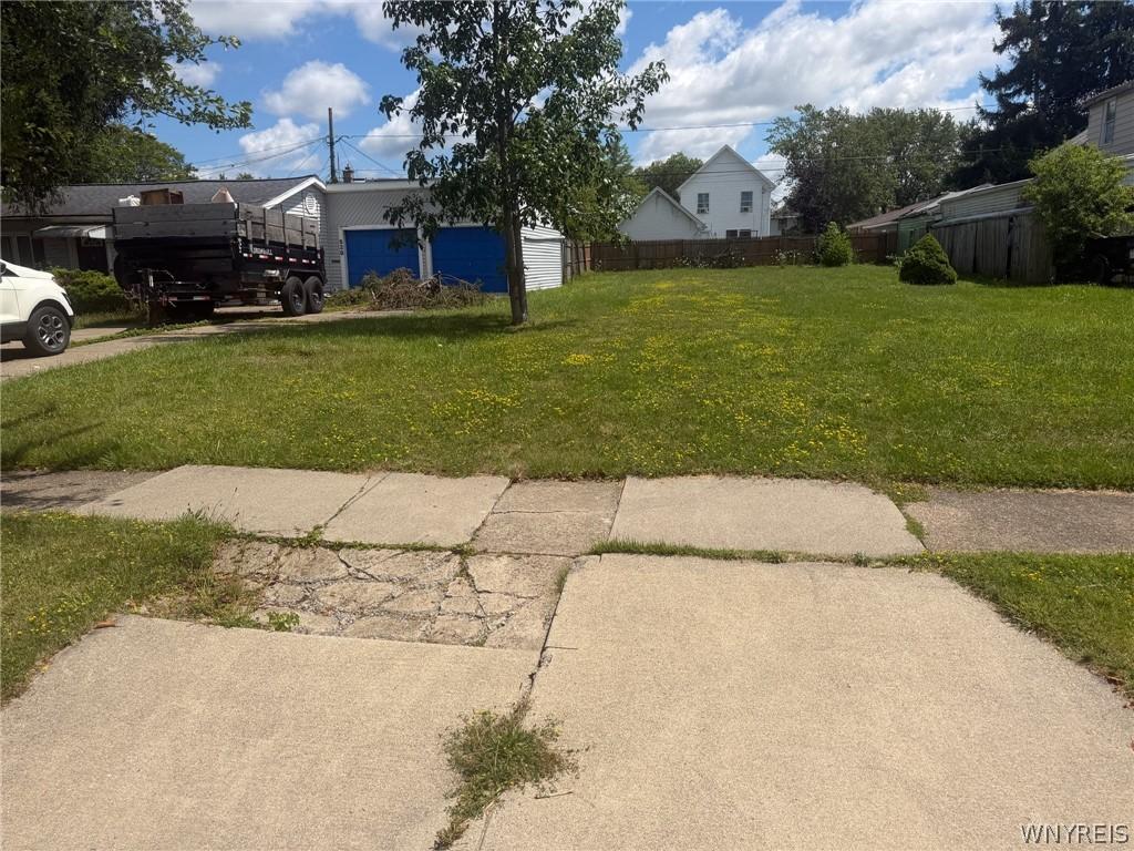 MLS #B1704084 image #0