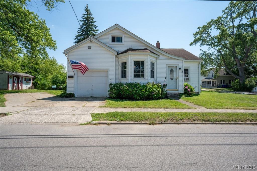 MLS #B1708331 image #0