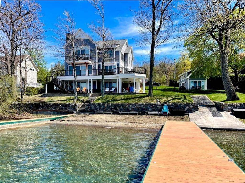 MLS #R1616829 image #0