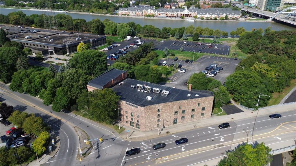 MLS #R1649194 image #0