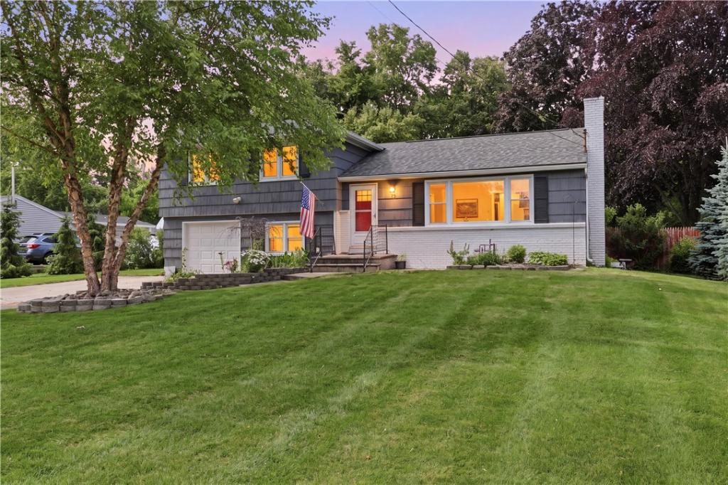 MLS #R1657409 image #0