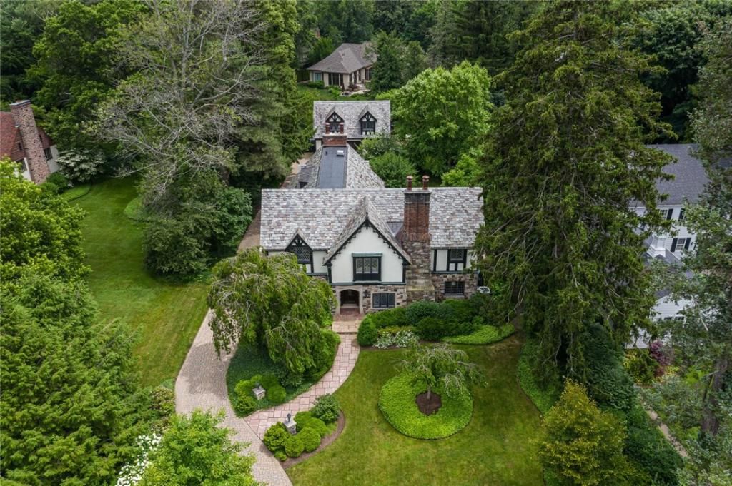 MLS #R1658051 image #0