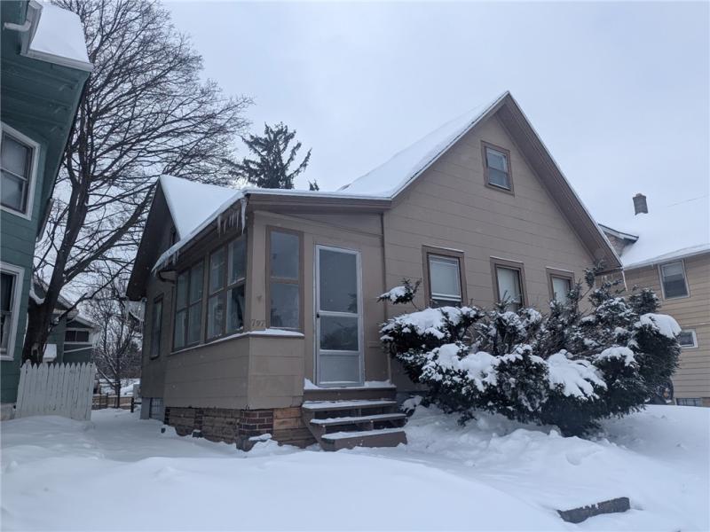 MLS #R1660325 image #0