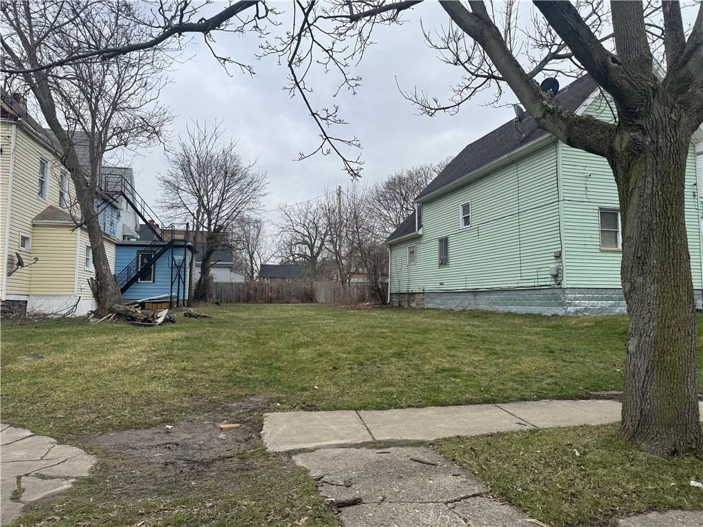 MLS #R1668450 image #0