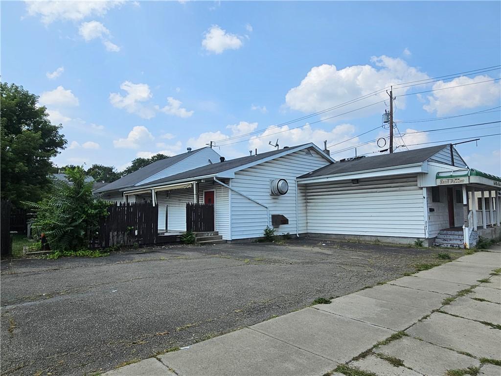 MLS #R1671815 image #0
