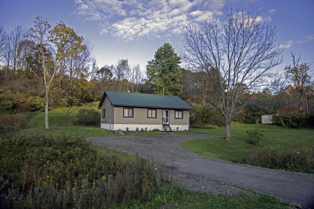 MLS #R1673748 image #0
