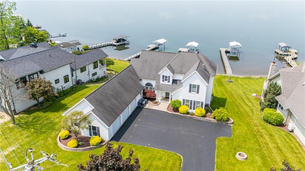 MLS #R1676397 image #0