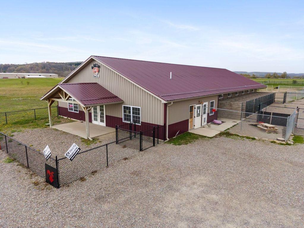MLS #R1676938 image #0